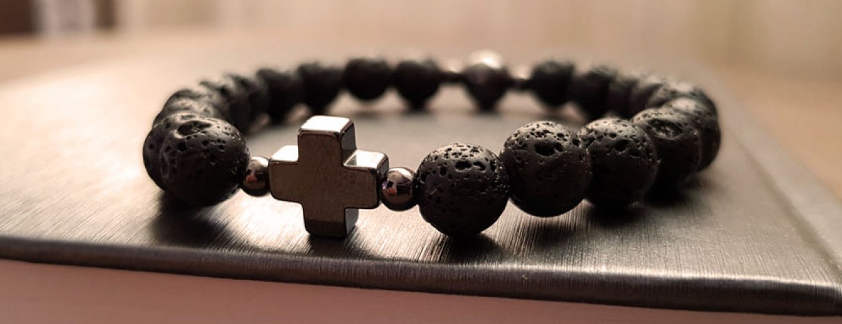 Piękne różańce na rękę.